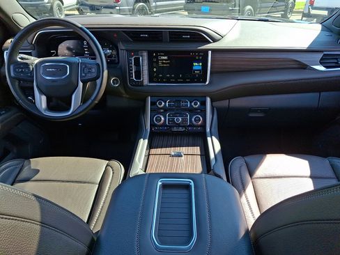 Used 2024 GMC Yukon Denali w/ Max Trailering Package AWD/4WD image 14