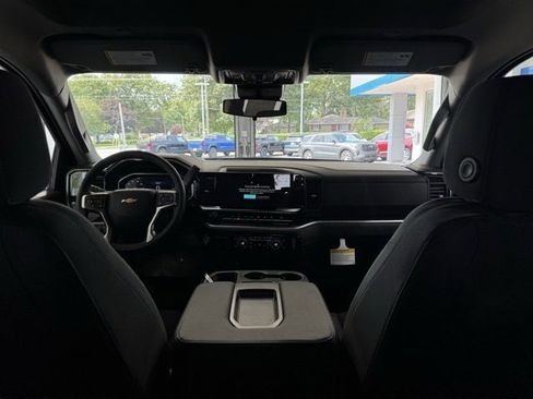 New 2025 Chevrolet Silverado 1500 LT image 17