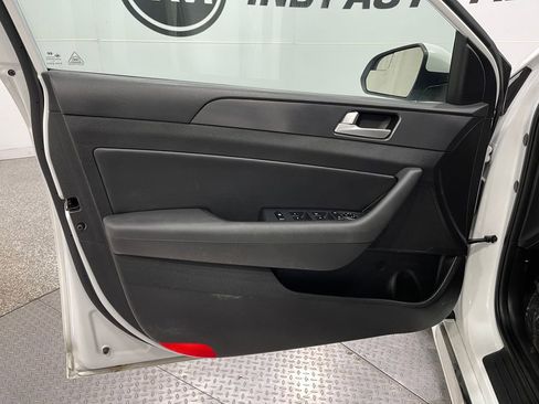Used 2017 Hyundai Sonata Sport w/ Value Edition Package 02 image 14