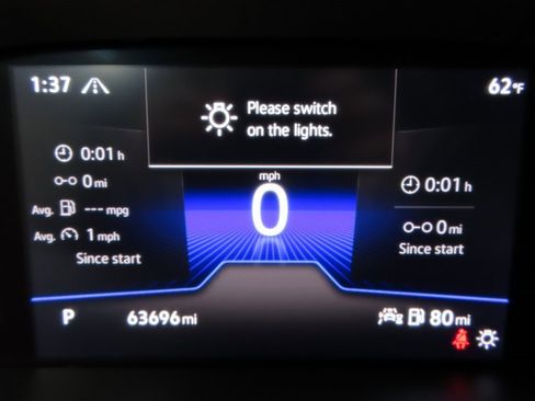 Used 2022 Volkswagen Tiguan SE image 13