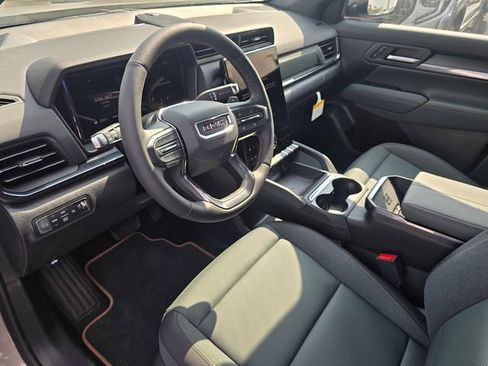 New 2026 GMC Terrain AT4 w/ Technology Package II AWD/4WD image 18