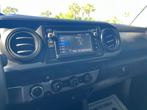 Used 2019 Toyota Tacoma SR w/ SR Convenience Package AWD/4WD image 21