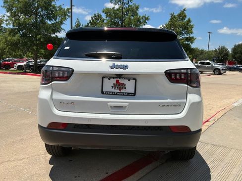 Used 2025 Jeep Compass Limited AWD/4WD image 7