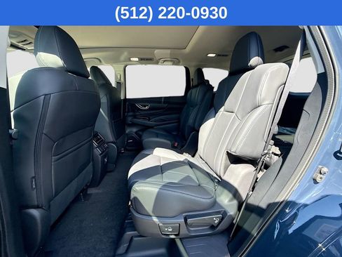 New 2025 Subaru Ascent Limited image 31