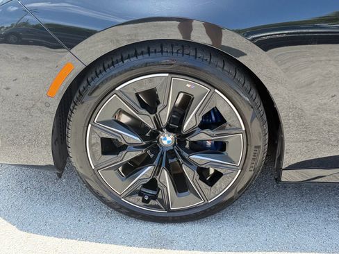 Used 2023 BMW 740i RWD image 21