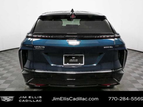 New 2026 Cadillac Lyriq Premium Luxury image 29