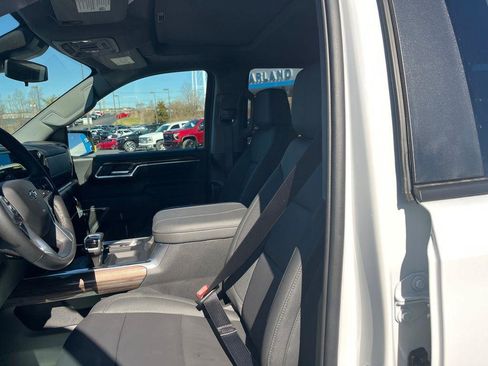 New 2026 Chevrolet Silverado 1500 RST w/ Redline Edition image 18