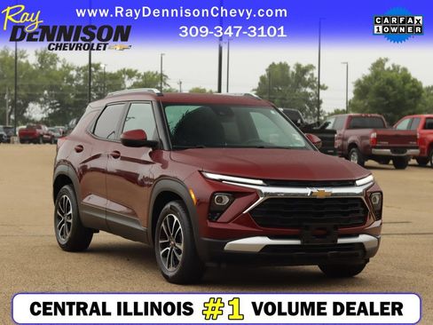 Used 2024 Chevrolet TrailBlazer LT w/ LT Cold Weather Package FWD image 1