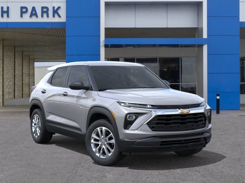 New 2026 Chevrolet TrailBlazer LS FWD image 7