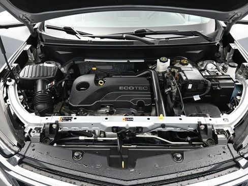 Used 2022 Chevrolet Equinox LT image 38