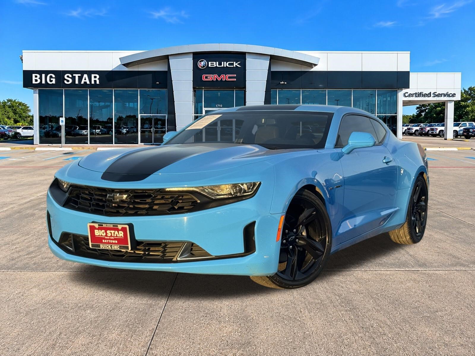 Used 2022 Chevrolet Camaro LT w/ RS Package RWD image 2