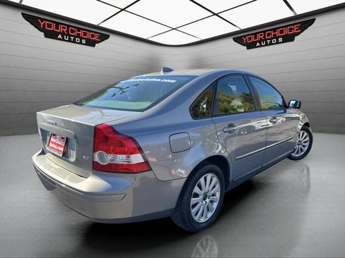 Used 2005 Volvo S40 2.4i image 5