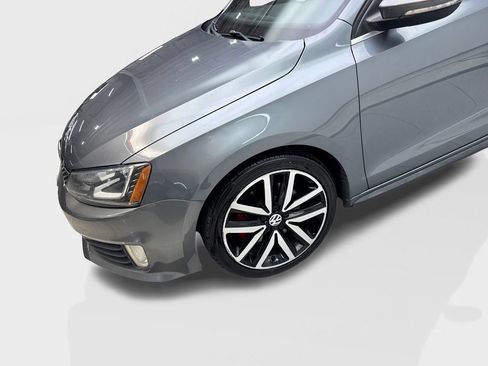 Used 2014 Volkswagen Jetta GLI Autobahn FWD image 18