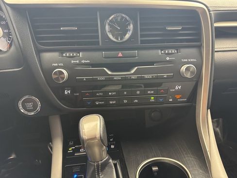 Used 2019 Lexus RX 350L FWD w/ Accessory Package image 20