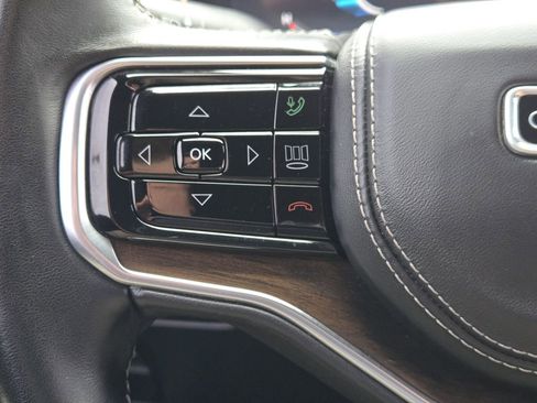 Used 2022 Jeep Grand Wagoneer Series II w/ Premium Group II image 30