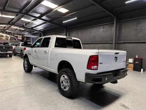 Used 2018 RAM 2500 SLT AWD/4WD image 8