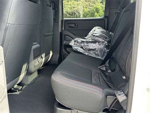 New 2026 Nissan Frontier PRO-4X w/ Pro-4x Convenience Package image 15