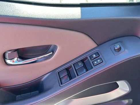 Certified 2022 Nissan Frontier SV w/ Technology Package image 16