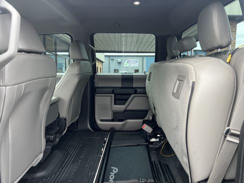 Used 2017 Ford F350 XL w/ Power Equipment Group AWD/4WD image 28