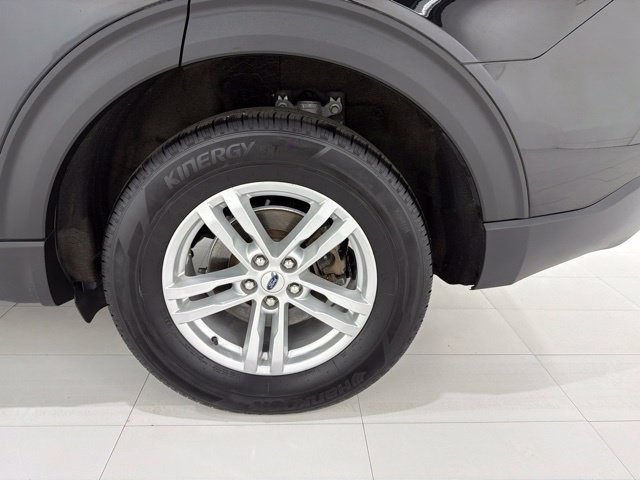 Used 2021 Ford Explorer XLT w/ Equipment Group 202A AWD/4WD image 46