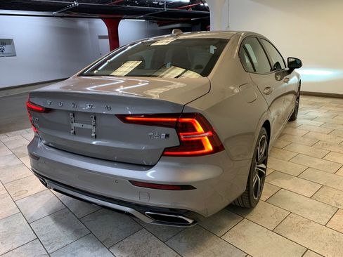 Used 2019 Volvo S60 T6 R-Design AWD/4WD image 9