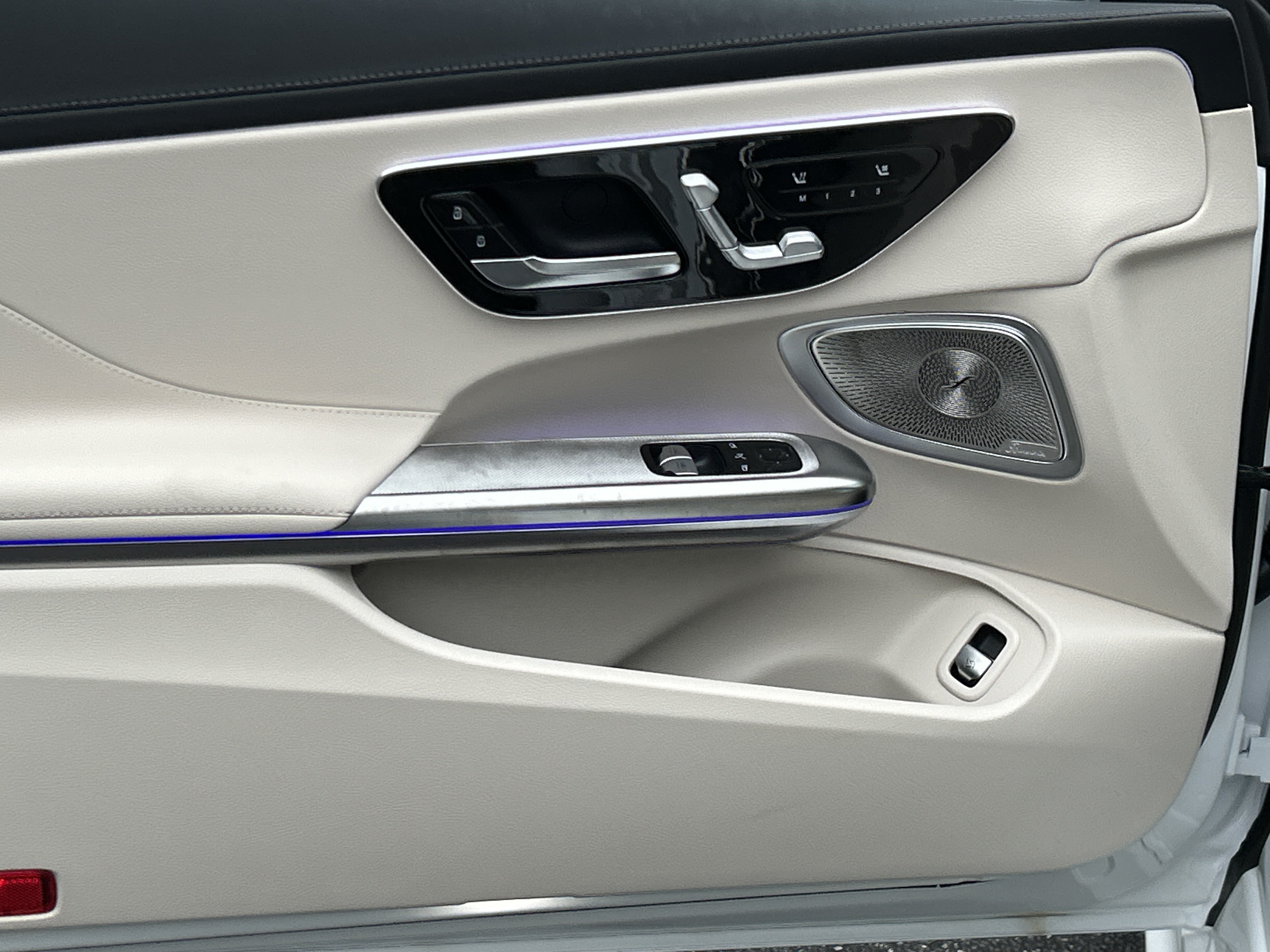New 2027 Mercedes-Benz CLE 450 4MATIC Coupe image 16