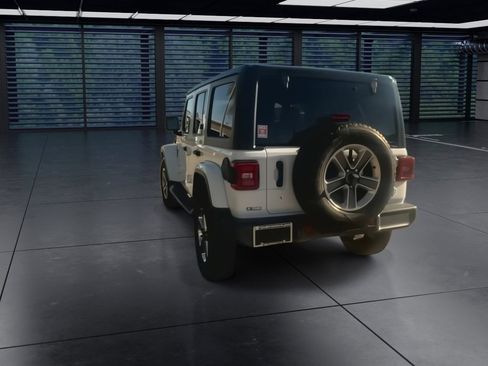 Used 2019 Jeep Wrangler Unlimited Sahara w/ Safety Group AWD/4WD image 7