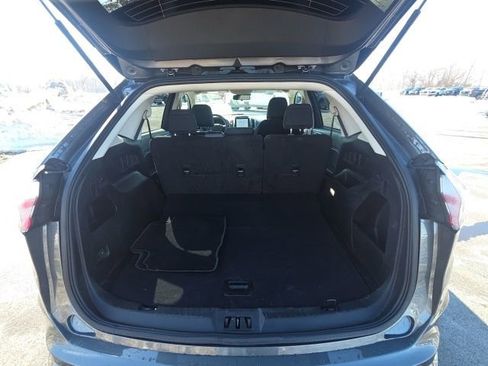 Certified 2022 Ford Edge SE w/ Black Appearance Package image 12