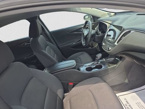 Used 2023 Chevrolet Malibu LT FWD image 15