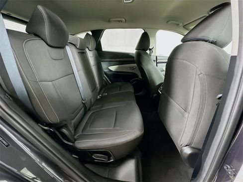 Used 2022 Hyundai Tucson SEL w/ Cargo Package image 8