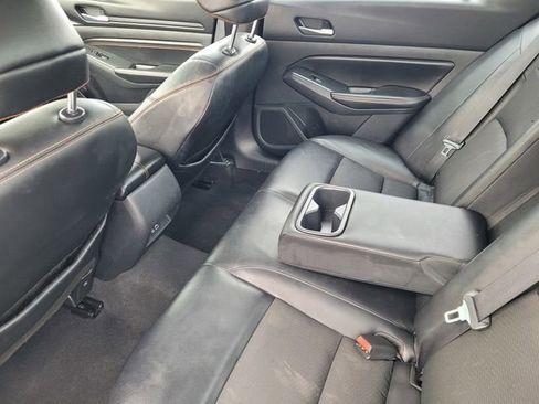 Used 2021 Nissan Altima 2.5 SR image 10