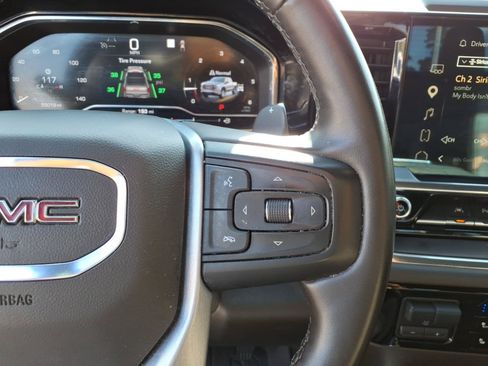 Used 2023 GMC Sierra 1500 SLT w/ SLT Premium Plus Package AWD/4WD image 12
