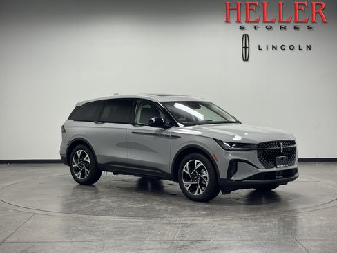 New 2026 Lincoln Nautilus Premier w/ Equipment Group 102A image 1