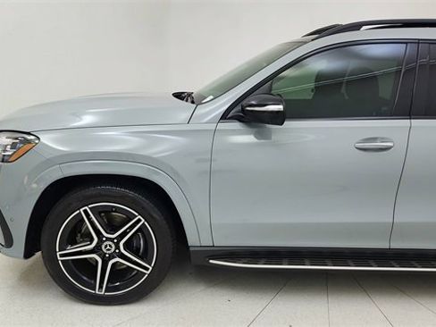 Used 2025 Mercedes-Benz GLS 450 GLS 450 image 10