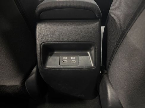 Used 2025 Toyota Corolla LE image 22