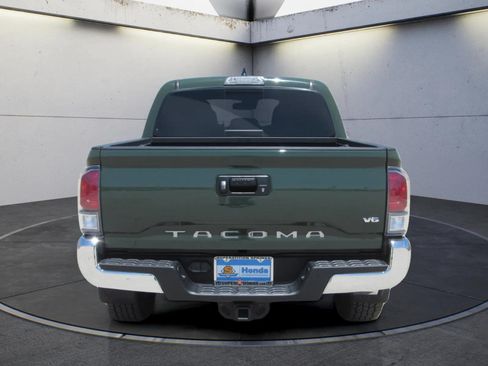 Used 2021 Toyota Tacoma TRD Off-Road RWD image 7