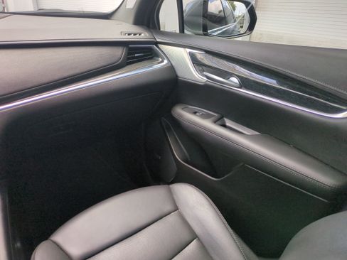 Used 2023 Cadillac XT5 Premium Luxury image 18