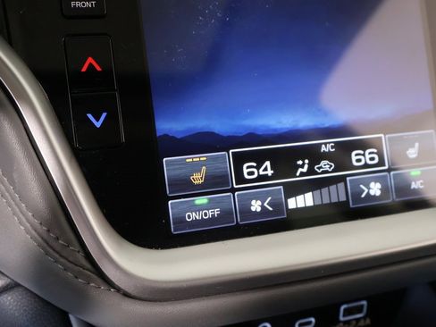 Used 2023 Subaru Outback Onyx Edition XT w/ Popular Package #2 image 7