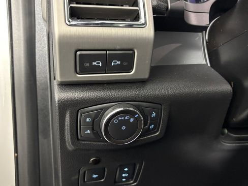 Used 2018 Ford F250 Platinum w/ Platinum Ultimate Package image 20