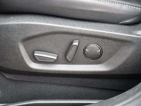 Used 2024 Ford Edge SEL w/ Convenience Package image 35