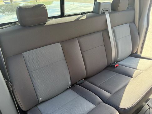 Used 2005 Ford F150 XLT AWD/4WD image 30