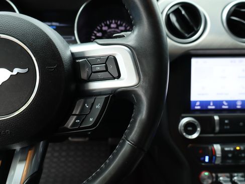 Used 2020 Ford Mustang Premium RWD image 27