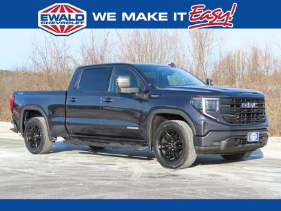 Certified 2022 GMC Sierra 1500 Elevation w/ LPO, Elevation Black Package