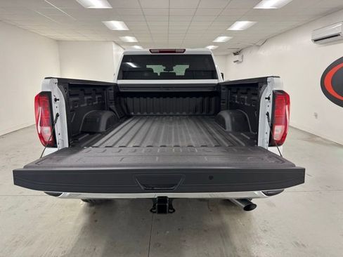 New 2026 GMC Sierra 2500 Pro w/ Convenience Package image 7