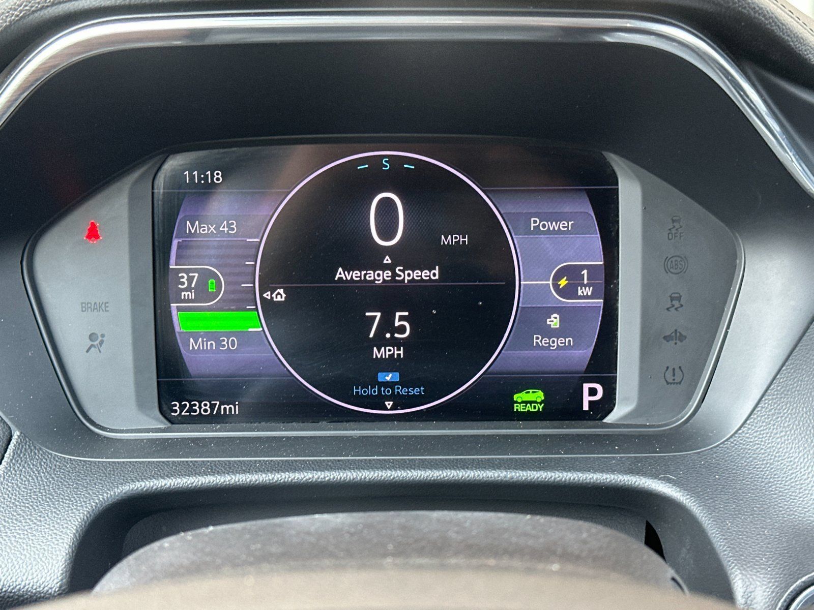 Used 2023 Chevrolet Bolt EUV LT w/ Comfort Package FWD image 24