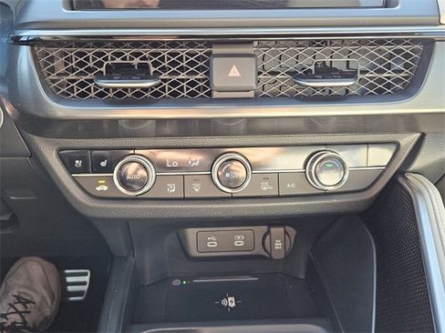 Used 2025 Acura ADX A-Spec image 10