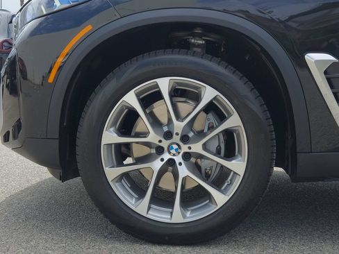 New 2026 BMW X5 sDrive40i w/ Parking Assistance Package RWD image 6