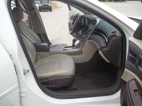 Used 2013 Chevrolet Malibu LT image 11