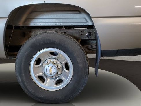Used 2000 Chevrolet Silverado 2500 LS RWD image 14