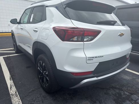 Used 2023 Chevrolet TrailBlazer LT AWD/4WD image 4